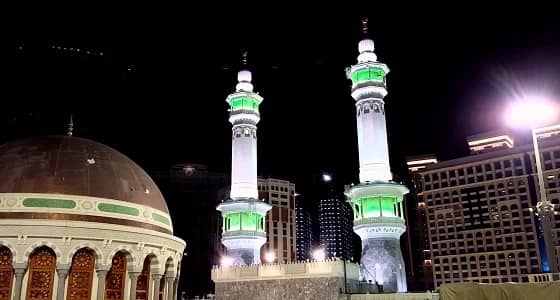 مُسن يحلم بعلاج أذنيه حتى يستطيع سماع صوت الآذان