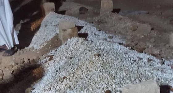 بعد ساعات من وفاتها.. ابن يلحق بأمه حزنا عليها