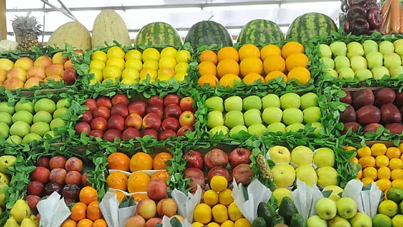 المملكة تقرر منع دخول الخضروات والفواكه اللبنانية إليها أو العبور من خلال أراضيها